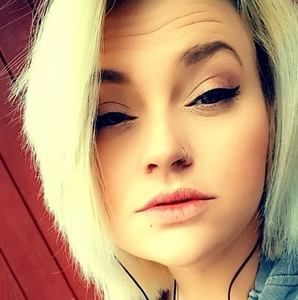 Meet your Posher, Jade